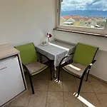 Haus Lucija krevet i doručak