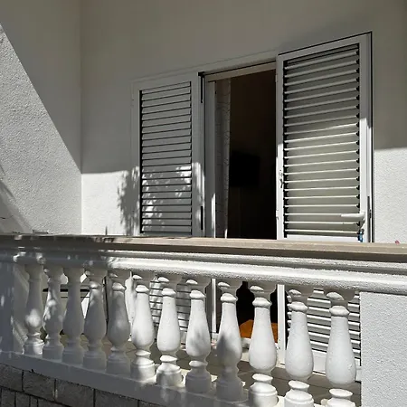 Bed & Breakfast Haus Lucija Baška
