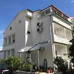 Bed and breakfast Haus Lucija