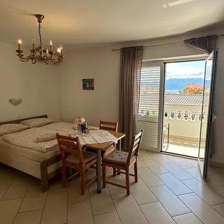 Haus Lucija Baška