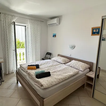 Haus Lucija Bed & Breakfast