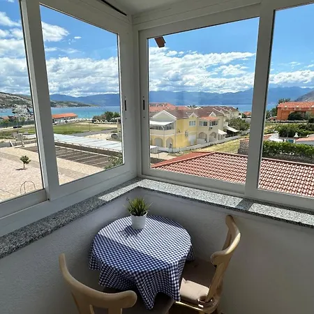 Bed & Breakfast Haus Lucija 3*