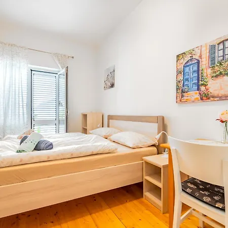 Haus Lucija Bed and Breakfast Baška