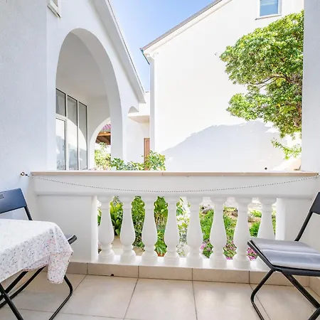 Haus Lucija Baška