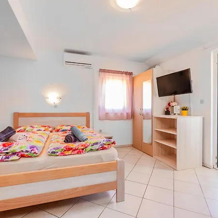 Haus Lucija Baška