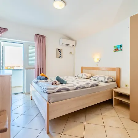 Haus Lucija 3*