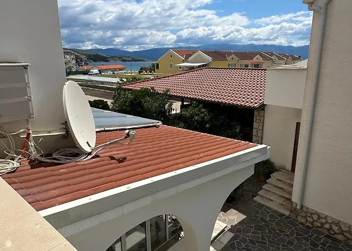 Haus Lucija 3*