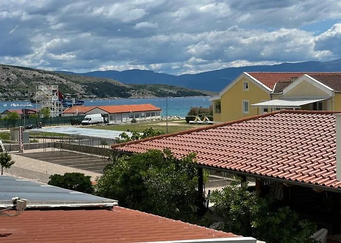 Bed & Breakfast Haus Lucija Baška