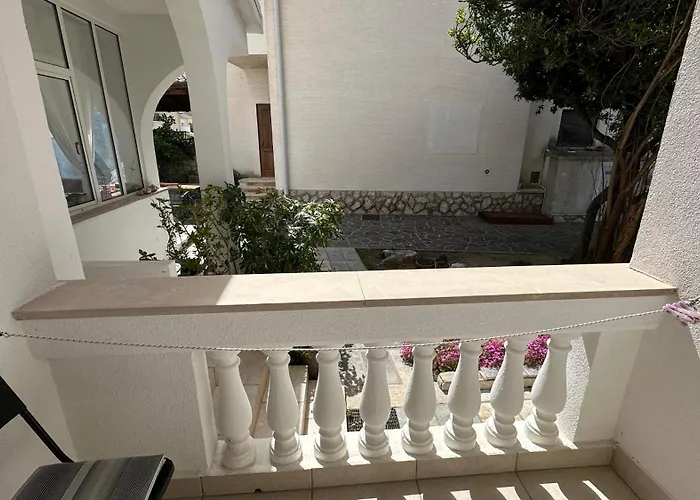 Haus Lucija Bed & Breakfast Baška