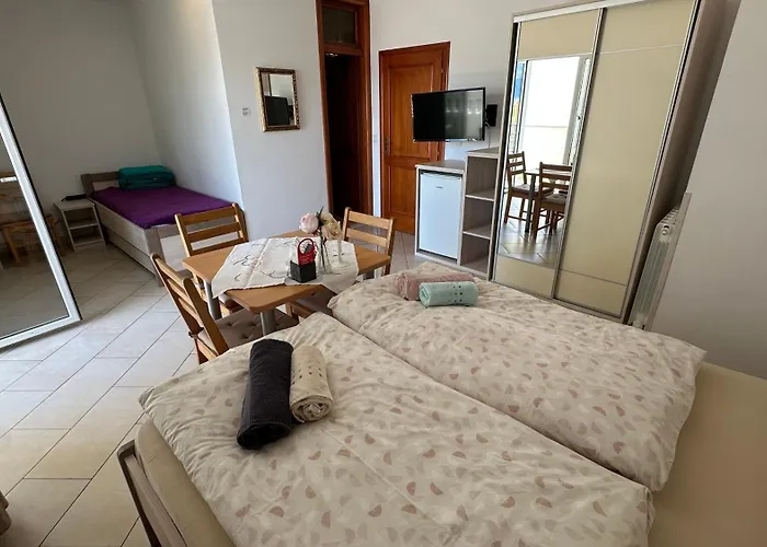 Haus Lucija Bed & Breakfast Baška