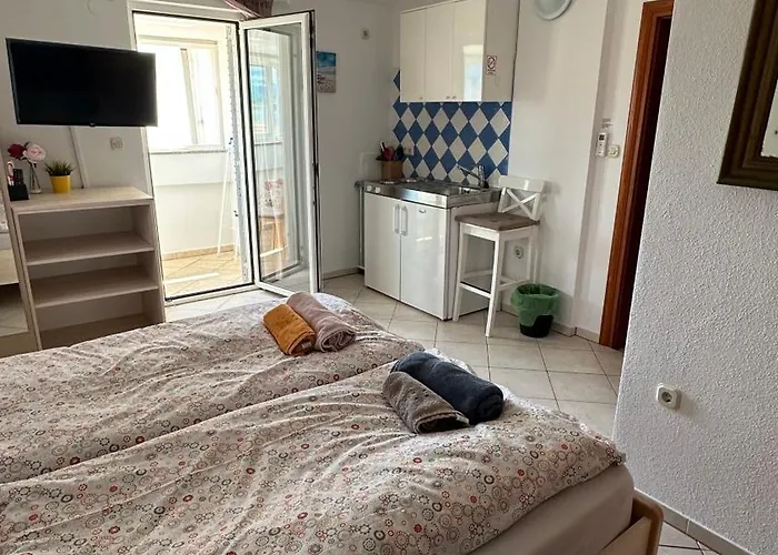 Haus Lucija Bed & Breakfast Baška