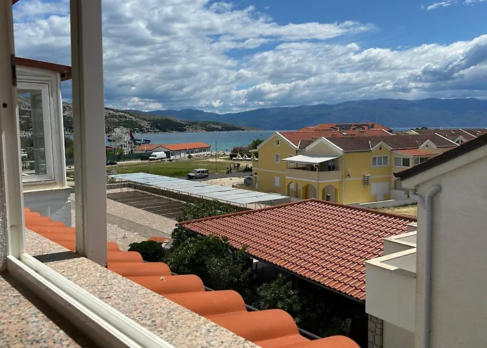 Haus Lucija Bed & Breakfast