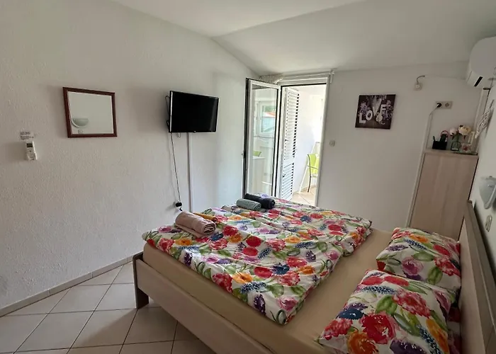 Haus Lucija Bed & Breakfast Baška